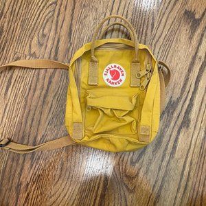 Fjallraven Kanken Mini Backpack